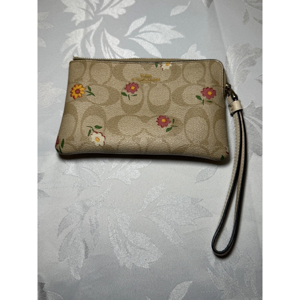 Coach Signature Canvas Wildflower Print Wristlet Khaki Floral Zip Pouch